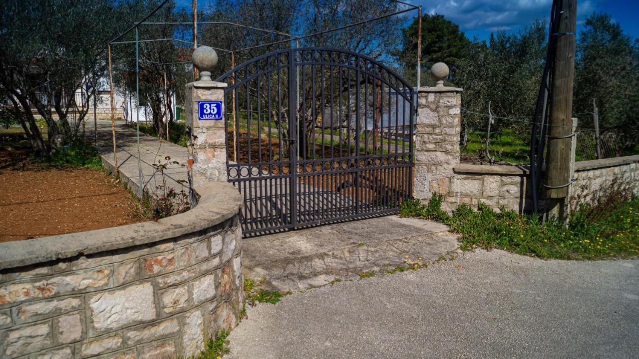 Vecchia Oliva,Kuljica Villa Kukljica Exterior photo